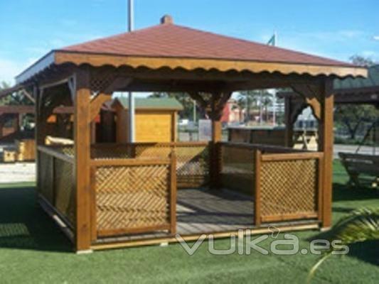 Cenadores con pergola y celosas