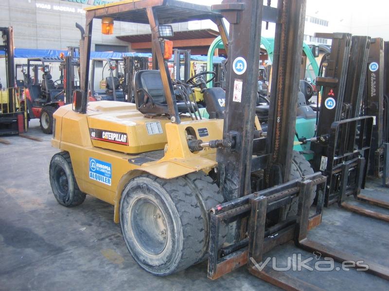 Carretilla Diesel Industrial CATERPILLAR DP40