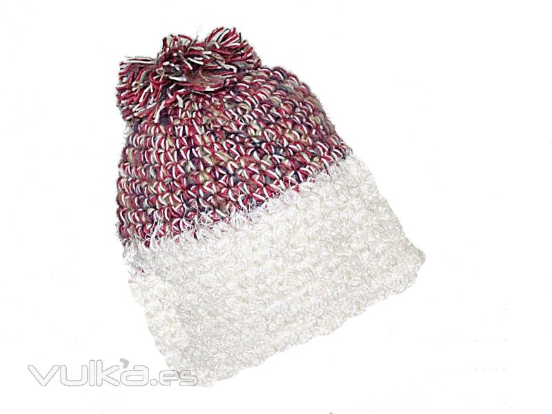 Gorro invierno, tenemos surtidos desde 6 unidades. Solo venta a tiendas somos mayorista de bisuteria