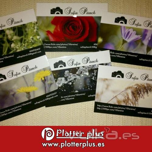 Tarjetas de visita impresas y glasofonadas en brillo para Sofía Pitarch, una gran fotógrafa