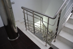 Obra nueva planta detalle escalera