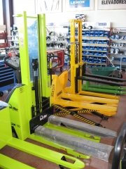 Apilador electronico lifter