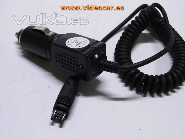 CARGADOR_MECHERO_MOVIL_MOTOROLA_V66_V60_V70_V120_V270_V300_V525_V600_T280_T720_V980_V535_A835.jpg