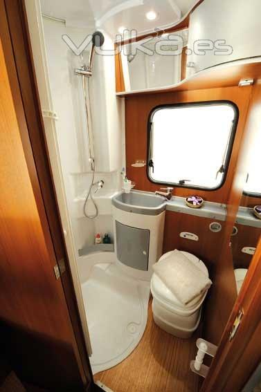 Autocaravanas McVan  baño