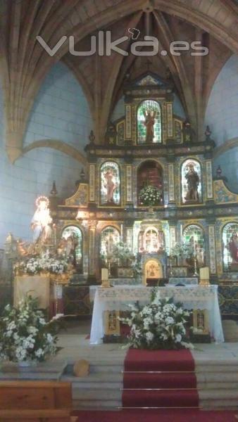 Decoración floral de la ceremonia de enlace