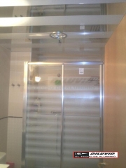 Baño Bicolor espejo plata blanco brillante