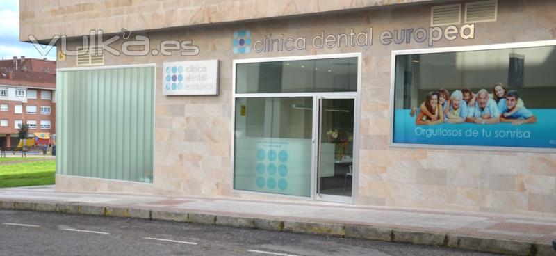 Nuestras instalaciones junto a El Corte Ingles de Gijon