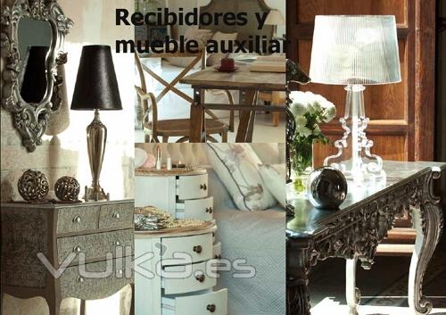 Disponemos de una gran variedad de muebles auxiliares y de entrada.