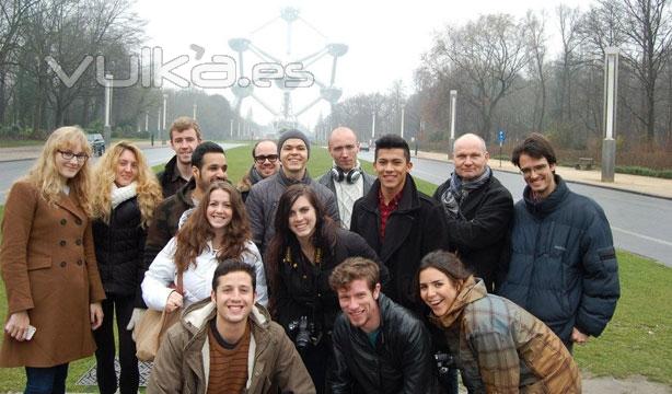 Estudiantes de SLU Madrid en una excursin a Bruselas