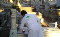 Eternalia profesionales de limpieza en cementerios