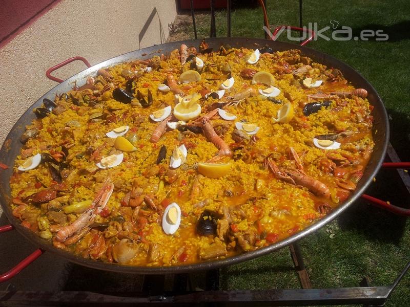 Paella comia fiesta patronal