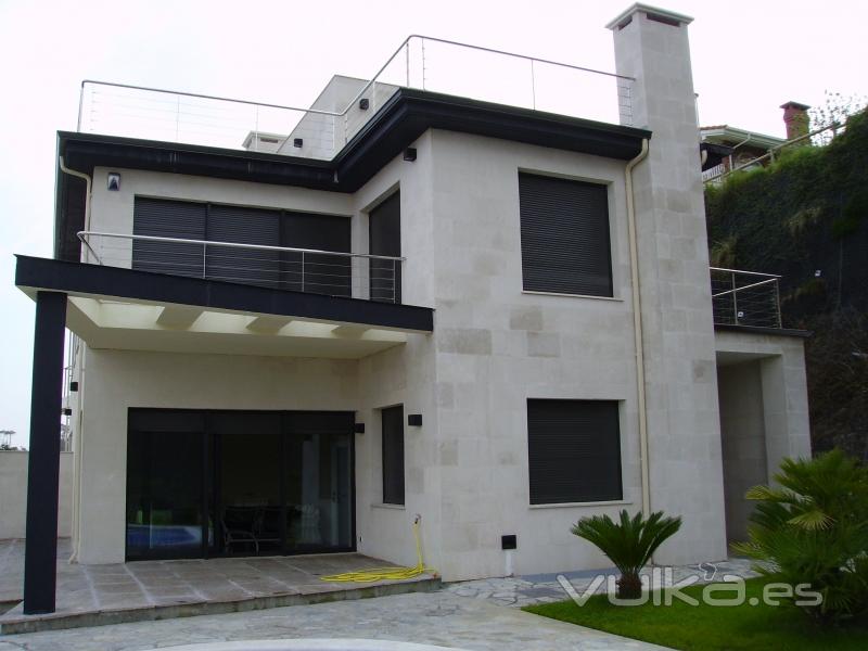 2 VIVIENDA PAREADAS EN SOMO