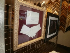 Recuerdo boda: invitación y guantes- Kanya enmarcación