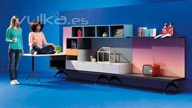 Composicion de muebles Life Box que puede servir de despacho o de salon