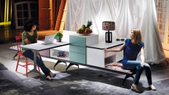 Composicion de muebles juveniles para oficinas construida con modulos kubox