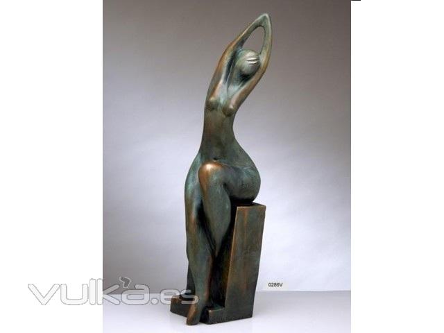 Figura Juno, con acabos en bronce. LLus Jord.