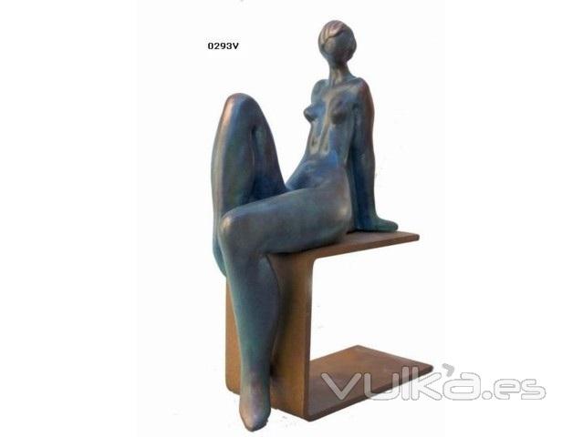 Figura Desnudo con peana de hierro, con acabos en bronce. LLus Jord.