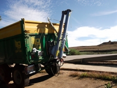 Sinfin hidraulico y plegable pom t458, 25 t/h vende nueva casa grande