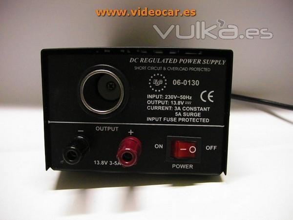 FUENTE_ALIMENTACION_EDC_3_5Amp_TOMA_MECHERO.jpg