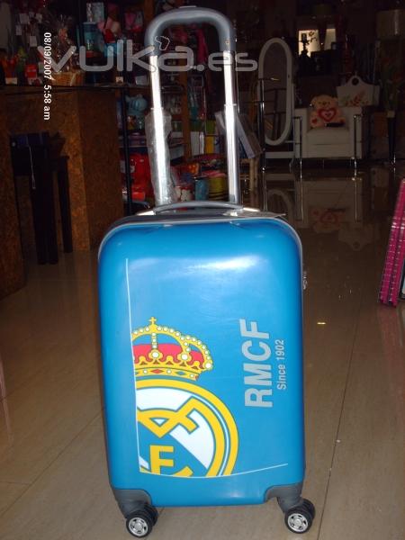 Maleta dura del Real Madrid 55x35 cm,75 EUR
