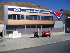 Fachada y cubierta sandwich auteide galdar