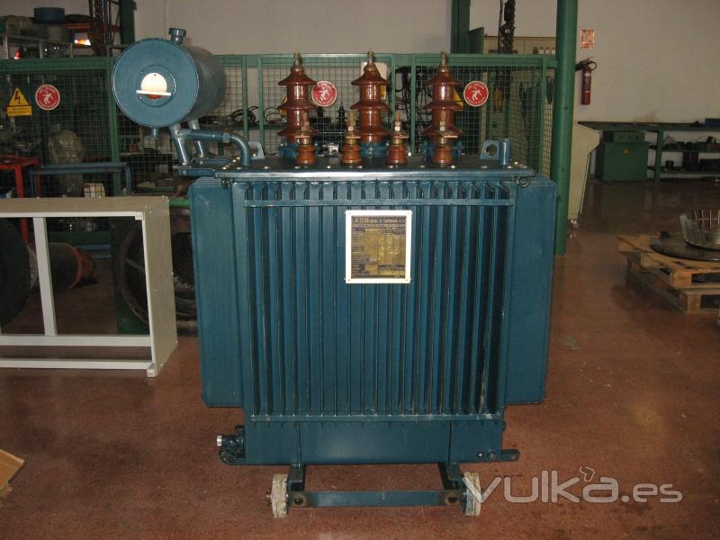 Transformador AEG de 250 KVA. 11-20 KV. 398-230V - 230-133 V.