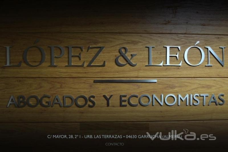 López y León Abogados / Solicitors