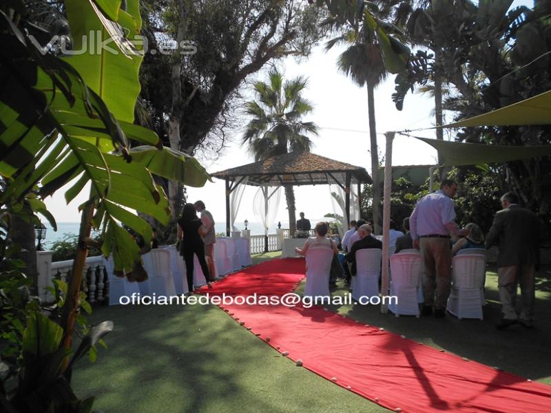 Orador, oficiante de bodas Málaga, Marbella, Estepona.