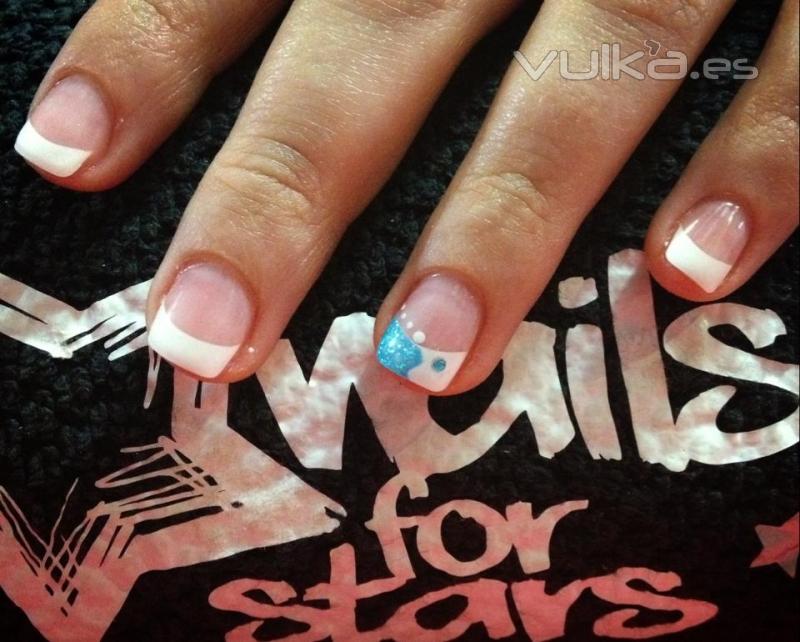 Nails for Stars uñas de gel Oviedo www.nailsforstars.com