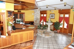 Recepción Hotel Rural en Cangas de Onis Xana Capitán