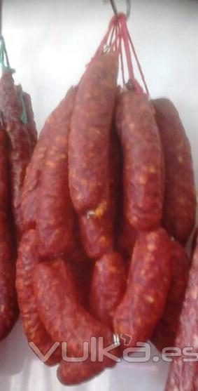 CHORIZO DE CANTINPALO 6,87 euros 4 chorizos con un peso total de 0.600  kg