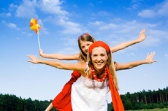 Uda honetan  au pair   plan bat egin nahi/¿te apetece un plan  au pair   este verano