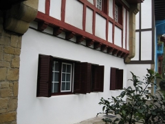 Contraventana de lamas graduables