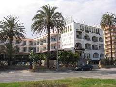 Vista principal del hotel en peiscola hosteria del mar