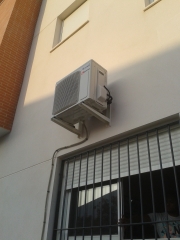 Instalacion y reparacion de aire acondicionado, electricidad y fontaneria en huelva, mantenimientos