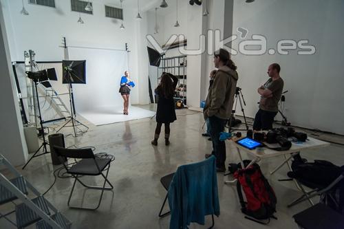 Estudio de Fotografa. Sesin con modelo