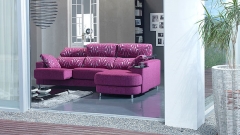 Actual sof tapizado con un vistoso color lila