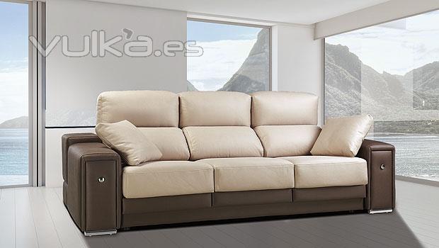 Moderno sof de 3 plazas