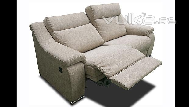 Sof reclinable en color arena