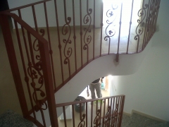 Baranda escalera con curva