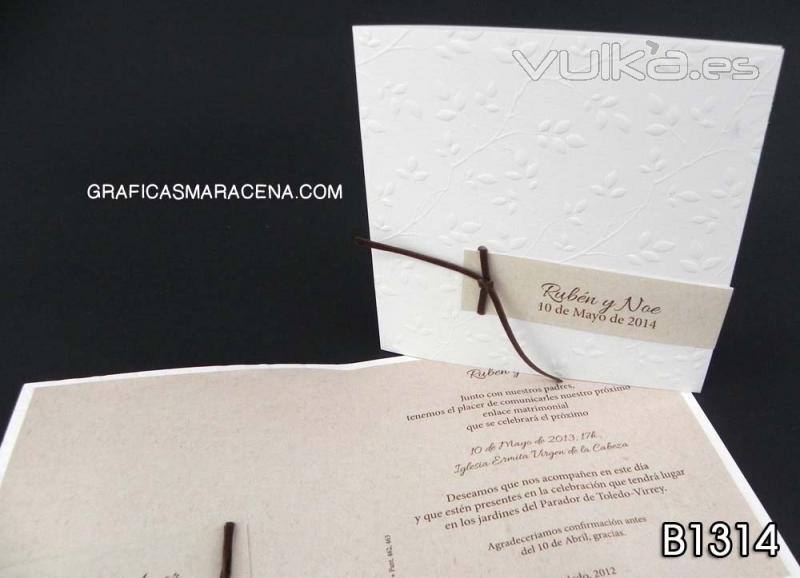 Invitación de boda con tonos marrones - graficasmaracena.com
