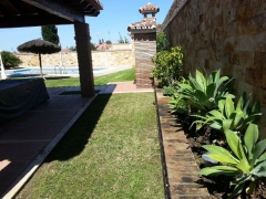 Jardinera-jardinesdelsur.es