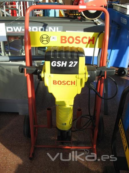 Martillo demoledor BOSCH GSH 27 con carro de transporte.