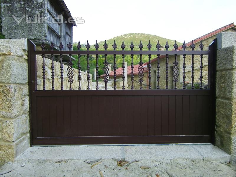 puerta corredera de aluminio