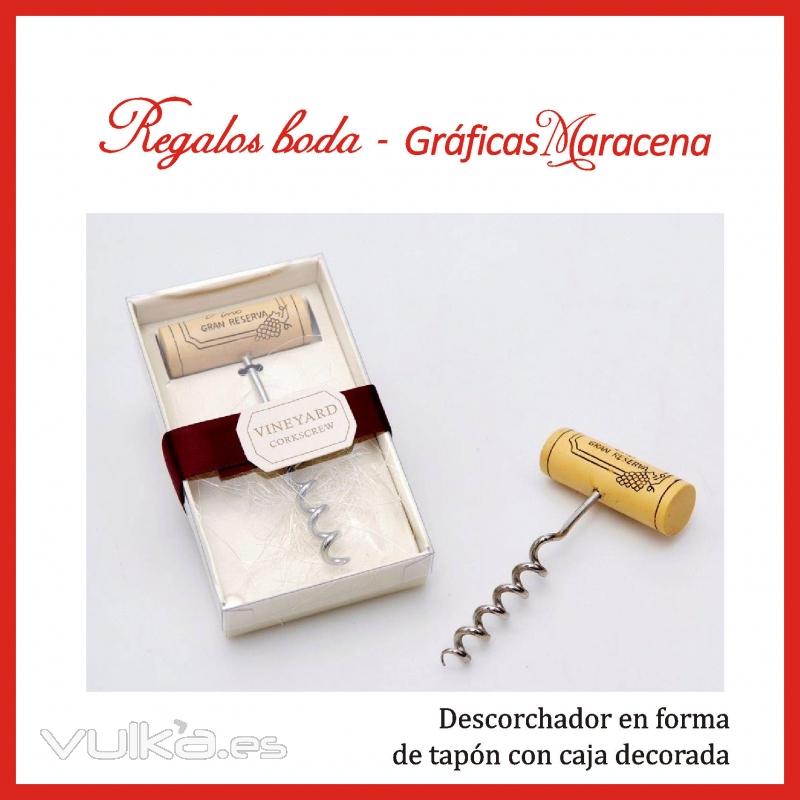 Regalos boda Granada - Descorchador con caja decorada - graficasmaracena.com