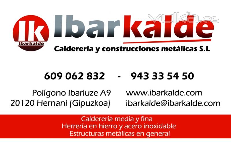 Tarjeta de visita de Ibarkalde: especialista en barandillas de acero para escaleras interiores