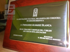 Grabado de placas conmemorativas