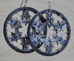 Pendientes calados y cristal swarovski