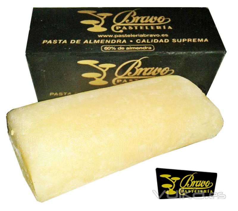 Pasta de almendra con el 60% de sta para elaborar una rica sopa de almendra