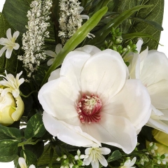 Ramo artificial flores magnolias crema con hojas 52 1 - la llimona home